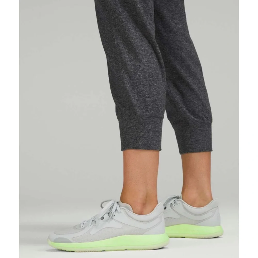 Lululemon Ready to Rulu High-Rise Cropped Jogger Heathered Raceway Grey Size 6
